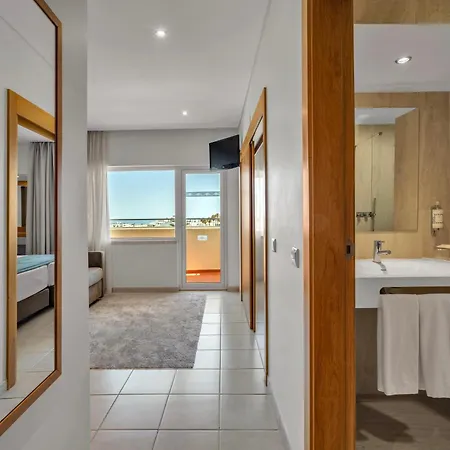 Hotel Sol &