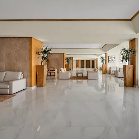 Sol & Hotel